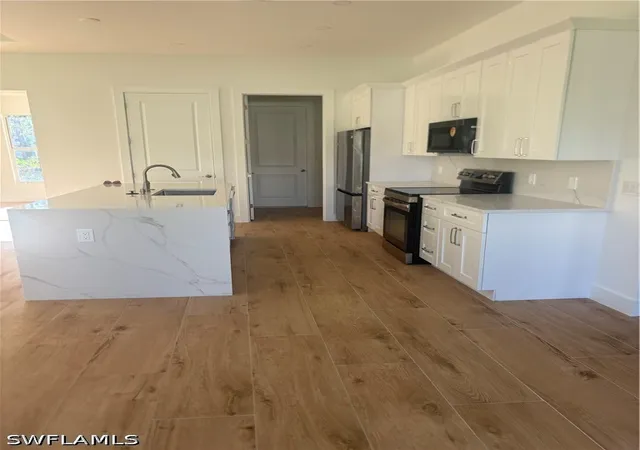 Photo 4 of Single family home for sale at 829 Downer Ave S, Lehigh Acres, FL 33974 | MLS# 226032181 | Listing updated on 2026-09-07