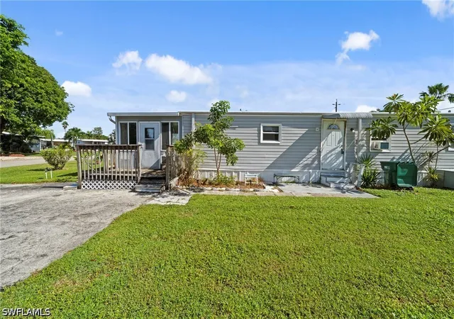 Photo 4 of Manufactured home for sale at 308 Cape Sable Dr, Naples, FL 34104 | MLS# 226029572 | Listing updated on 2026-09-10