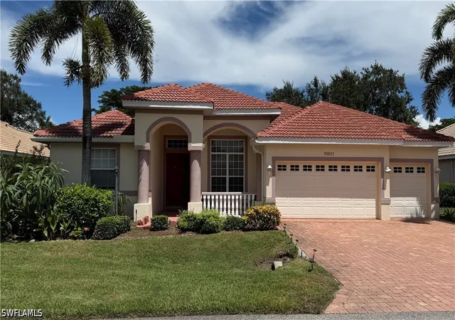 Photo 1 of Single family home for sale at 10601 Sir Michaels Pl Dr, Bonita Springs, FL 34135 | MLS# 226032244 | Listing updated on 2026-09-14
