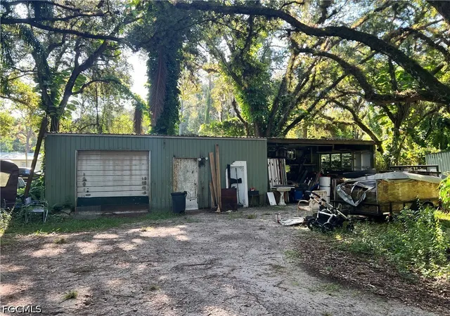 Photo 3 of Sale Pending at 5103 Taylor Rd N, Immokalee, FL 34142 | MLS# 2026037809 | Listing updated on 2026-09-15