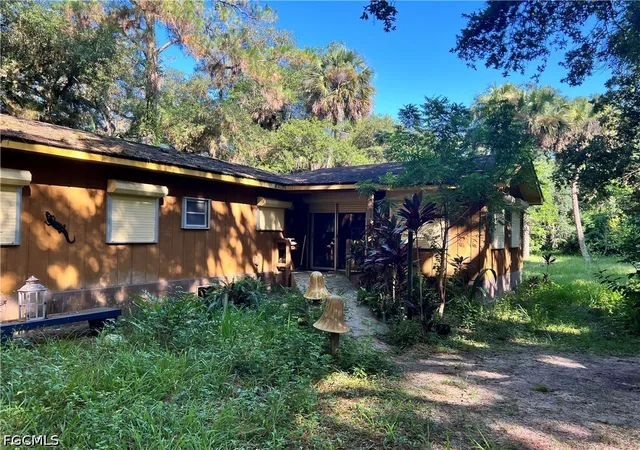Photo 4 of Sale Pending at 5103 Taylor Rd N, Immokalee, FL 34142 | MLS# 2026037809 | Listing updated on 2026-09-15