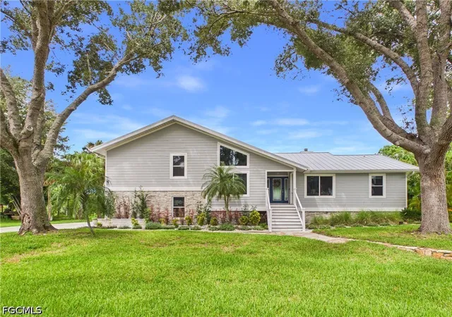 Photo 2 of Single family home for sale at 15492 Chloe Cir, Fort Myers, FL 33908 | MLS# 2026037811 | Listing updated on 2026-09-11