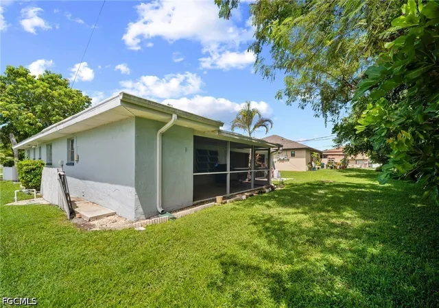 Listing Photo 2 - Condo for sale in building located at 1239 SE 23rd Pl, Cape Coral, FL 33990 - Unit #1