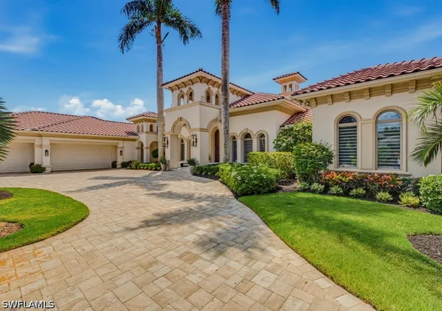 Photo 3 of Sale Pending at 9758 Niblick Ln, Naples, FL 34108 | MLS# 226024716 | Listing updated on 2026-09-13