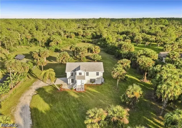 Photo 2 of House for sale at 260 13th Street SW, Naples, FL 34117 | MLS# 2026037847 | Listing updated on 2026-09-10