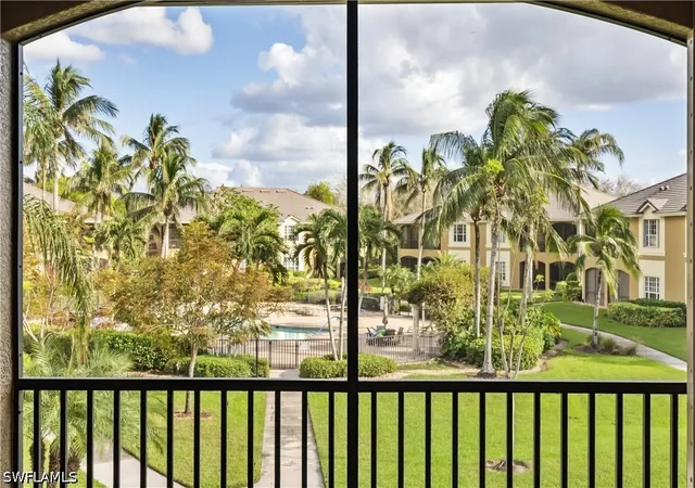 Listing Photo 5 - Condo for sale in building located at 5021 Maxwell Cir #201, Naples, FL 34105 - Unit #3-201