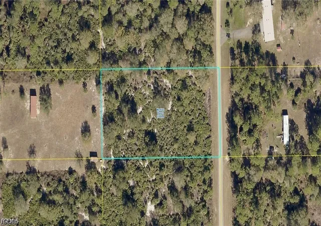 Photo 1 of Sale Pending at 650 S Palm St, Clewiston, FL 33440 | MLS# 2026037859 | Listing updated on 2026-09-11