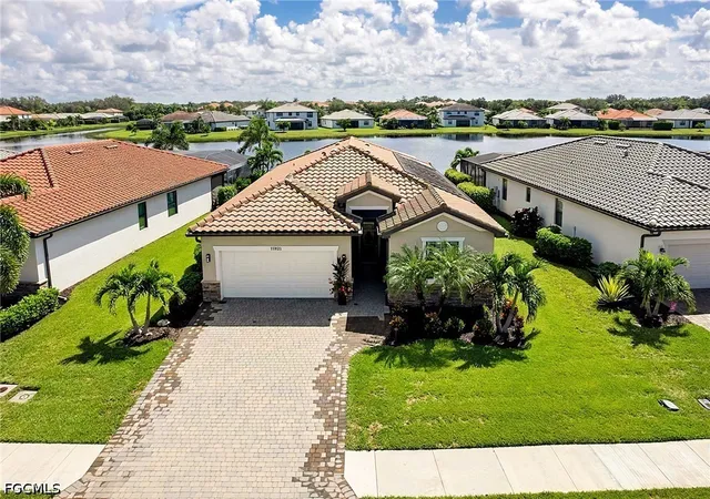 Photo 1 of Single family home for sale at 11921 Arbor Tr Dr, Fort Myers, FL 33913 | MLS# 2026037909 | Listing updated on 2026-09-20