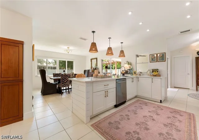 Photo 3 of Single family home for sale at 178 Westwood Dr, Naples, FL 34110 | MLS# 226031547 | Listing updated on 2026-09-16
