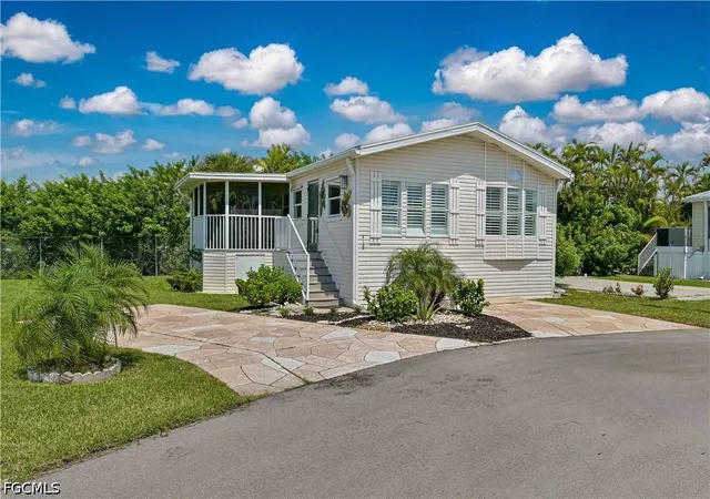 Photo 1 of Manufactured home for sale at 19681 Summerlin Rd #418, Fort Myers, FL 33908 | MLS# 2026037940 | Listing updated on 2026-09-11