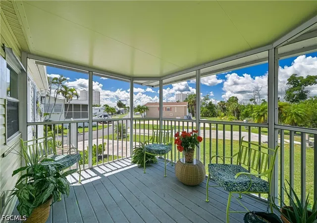 Photo 3 of Manufactured home for sale at 19681 Summerlin Rd #418, Fort Myers, FL 33908 | MLS# 2026037940 | Listing updated on 2026-09-11