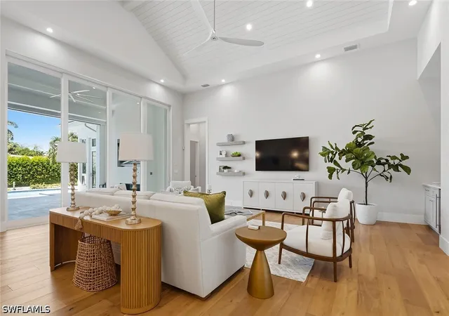 Photo 2 of Single family home for sale at 2150 Tarpon Rd, Naples, FL 34102 | MLS# 226025456 | Listing updated on 2026-09-16