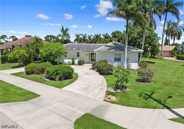 Photo 1 of Single family home for sale at 1346 Jamaica Rd, Marco Island, FL 34145 | MLS# 226032317 | Listing updated on 2026-09-09