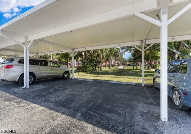 Listing Photo 2 - Condo for sale in building located at 2711 1St St, Fort Myers, FL 33916 - Unit #304