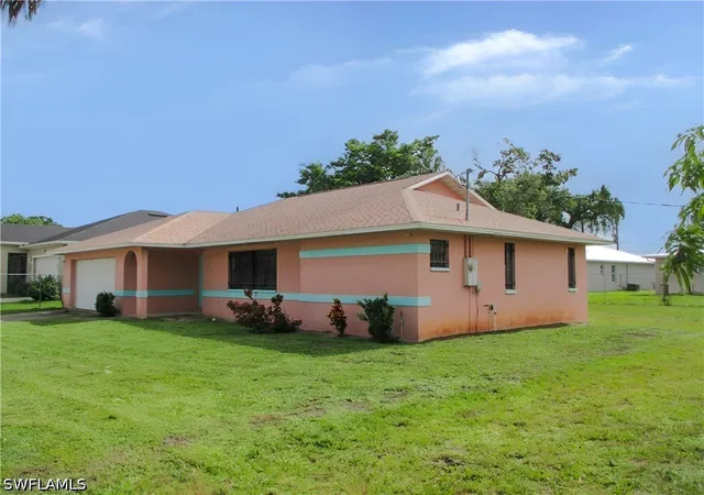 Photo 3 of Single family home for sale at 1825 Fountain St, Fort Myers, FL 33916 | MLS# 226032434 | Listing updated on 2026-09-10