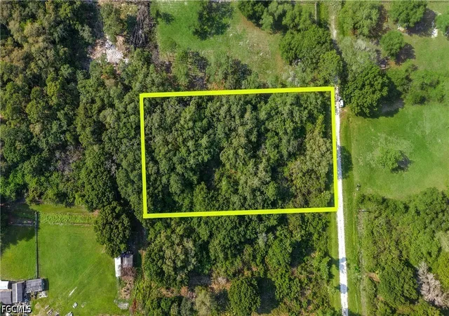 Photo 2 of Land for sale at 825 N Verda St, Clewiston, FL 33440 | MLS# 2026038022 | Listing updated on 2026-09-10