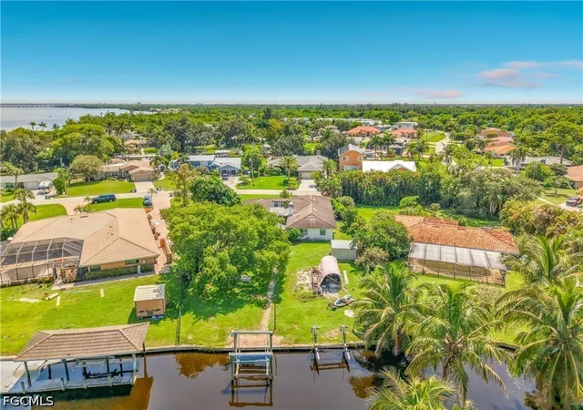 Photo 50 of Sale Pending at 1864 Marina Cir, North Fort Myers, FL 33903 | MLS# 2026038067 | Listing updated on 2026-09-12