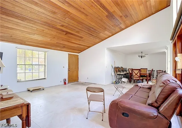 Photo 4 of Sale Pending at 1864 Marina Cir, North Fort Myers, FL 33903 | MLS# 2026038067 | Listing updated on 2026-09-12