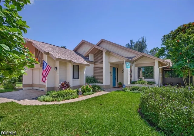 Photo 2 of Single family home for sale at 12543 Barrington Ct, Fort Myers, FL 33908 | MLS# 2026038078 | Listing updated on 2026-10-03