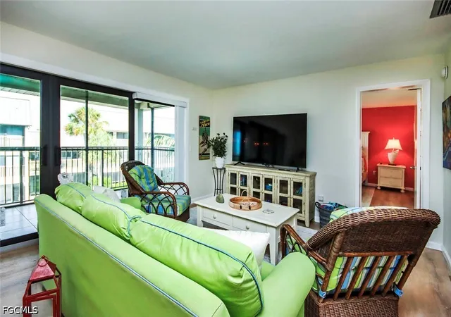 Photo 3 of Condo for sale at 760 Sextant Dr #733, Sanibel, FL 33957 | MLS# 2026038106 | Listing updated on 2026-09-15