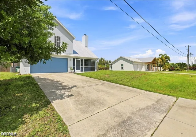 Photo 3 of Single family home for sale at 1014 Sw 15th Avenue, Cape Coral, FL 33991 | MLS# 2026038107 | Listing updated on 2026-10-03