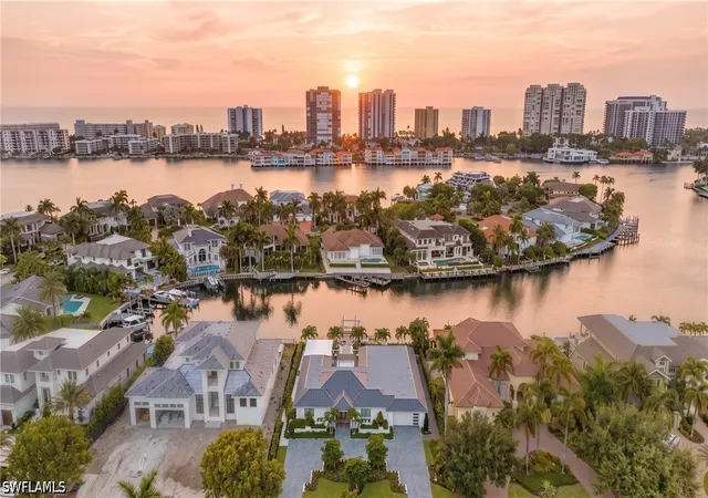 Photo 1 of Single family home for sale at 3737 Crayton Rd, Naples, FL 34103 | MLS# 226031703 | Listing updated on 2026-09-23