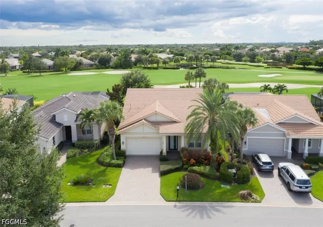 Photo 2 of Single family home for sale at 12625 Fairway Cvs Ct, Fort Myers, FL 33905 | MLS# 2026038144 | Listing updated on 2026-09-11