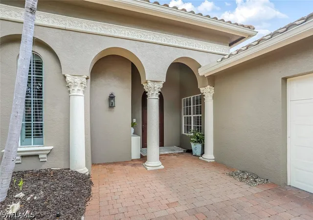Photo 2 of Single family home for sale at 3137 Terramar Dr, Naples, FL 34119 | MLS# 226031879 | Listing updated on 2026-09-13
