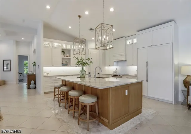 Photo 3 of Single family home for sale at 3137 Terramar Dr, Naples, FL 34119 | MLS# 226031879 | Listing updated on 2026-09-13