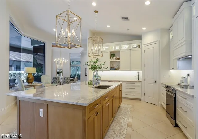 Photo 4 of Single family home for sale at 3137 Terramar Dr, Naples, FL 34119 | MLS# 226031879 | Listing updated on 2026-09-13
