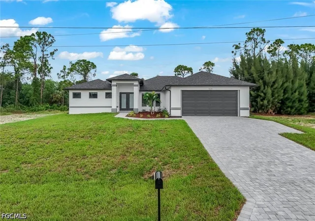 Photo 2 of Single family home for sale at 523 Wilmington Pkwy, Cape Coral, FL 33993 | MLS# 2026038184 | Listing updated on 2026-09-10