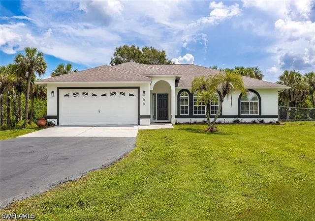 Photo 2 of Single family home for sale at 570 22nd Street Ne, Naples, FL 34120 | MLS# 226028846 | Listing updated on 2026-09-14