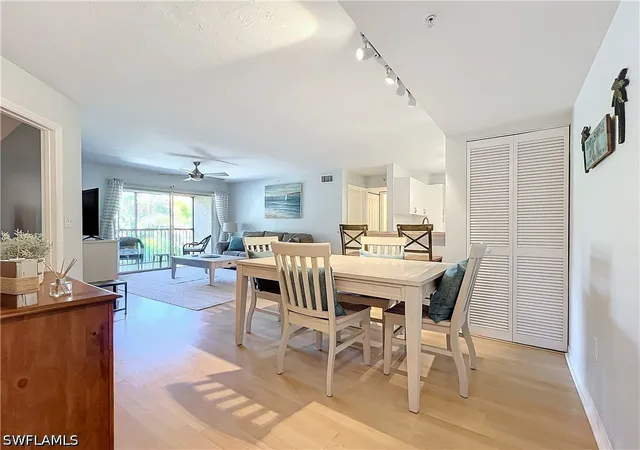 Listing Photo 4 - Condo for sale in building located at 8930 Colonnades Ct E, Bonita Springs, FL 34135 - Unit #626