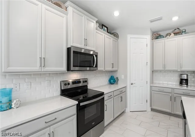 Photo 4 of Single family home for sale at 16530 Seagate Pl, Bonita Springs, FL 34135 | MLS# 226030022 | Listing updated on 2026-09-10