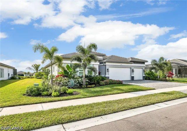 Photo 3 of Single family home for sale at 12056 Oleander Ave, Naples, FL 34120 | MLS# 226032654 | Listing updated on 2026-09-13