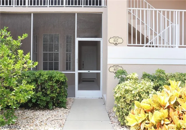 Listing Photo 5 - Condo for sale in building located at 8055 Tiger Cvs, Naples, FL 34113 - Unit #603