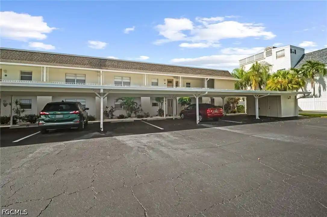 Listing Photo 25 - Condo for sale in 1120 Se 46Th St located at 1120 Se 46Th St, Cape Coral, FL 33904 - Unit #2G