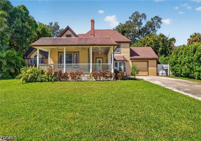Single family home for sale at 1460 Manuels Dr, Fort Myers, FL 33901 | MLS# 2026038230