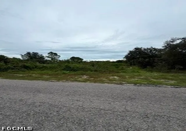 Photo 1 of Land for sale at 514 Plumosa Ave, Lehigh Acres, FL 33972 | MLS# 2026038254 | Listing updated on 2026-10-12