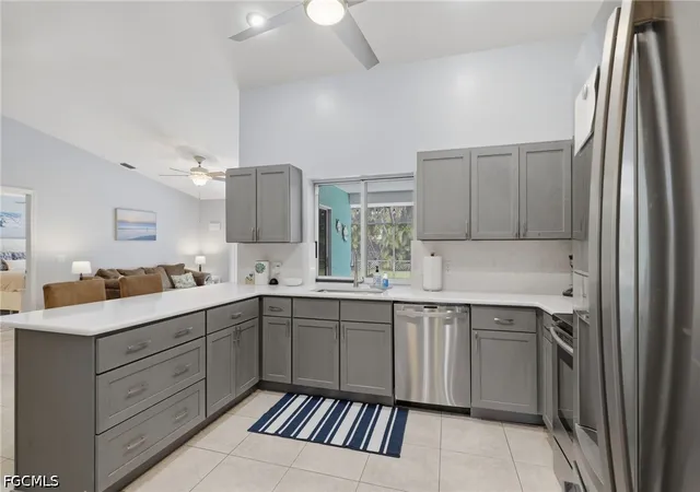 Photo 4 of Single family home for sale at 3106 SE 8th Place, Cape Coral, FL 33904 | MLS# 2026038257 | Listing updated on 2026-10-19