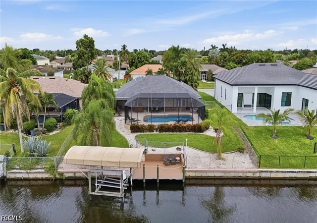 Photo 4 of Single family home for sale at 1327 SE 17th Street, Cape Coral, FL 33990 | MLS# 2026038258 | Listing updated on 2026-09-14