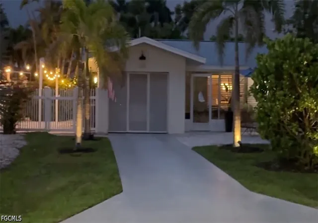 Photo 2 of Single family home for sale at 269 Bayshore Dr, Cape Coral, FL 33904 | MLS# 2026038269 | Listing updated on 2026-09-16
