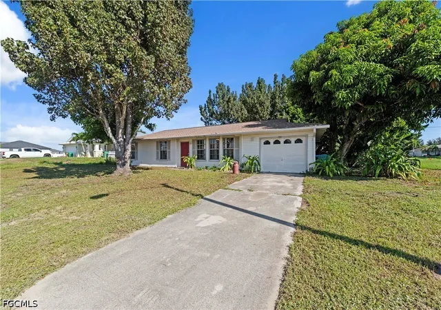 Photo 3 of Single family home for sale at 1931 Ne 14th Terrace, Cape Coral, FL 33909 | MLS# 2026038289 | Listing updated on 2026-09-21