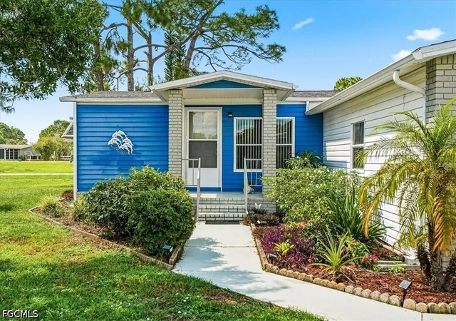 Photo 3 of Manufactured home for sale at 10074 Broken Woods Ct, North Fort Myers, FL 33903 | MLS# 2026038298 | Listing updated on 2026-09-12