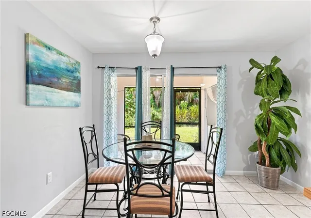 Photo 2 of House for sale at 607 SE 24th Avenue, Cape Coral, FL 33990 | MLS# 2026038308 | Listing updated on 2026-09-11