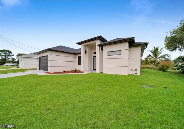 Photo 3 of Single family home for sale at 743 Chestnut St E, Lehigh Acres, FL 33974 | MLS# 2026038310 | Listing updated on 2026-09-11