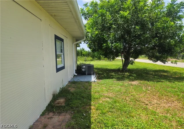 Photo 3 of Single family home for sale at 4020 26th Street SW, Lehigh Acres, FL 33976 | MLS# 2026038311 | Listing updated on 2026-09-13