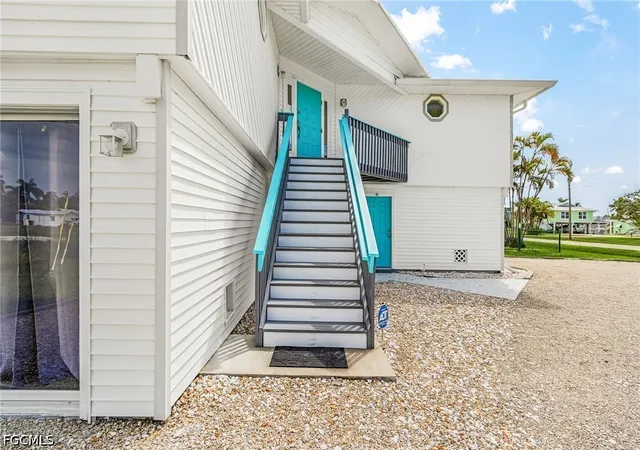 Photo 4 of Single family home for sale at 2510 Rose Ave, Saint James City, FL 33956 | MLS# 2026038314 | Listing updated on 2026-09-16