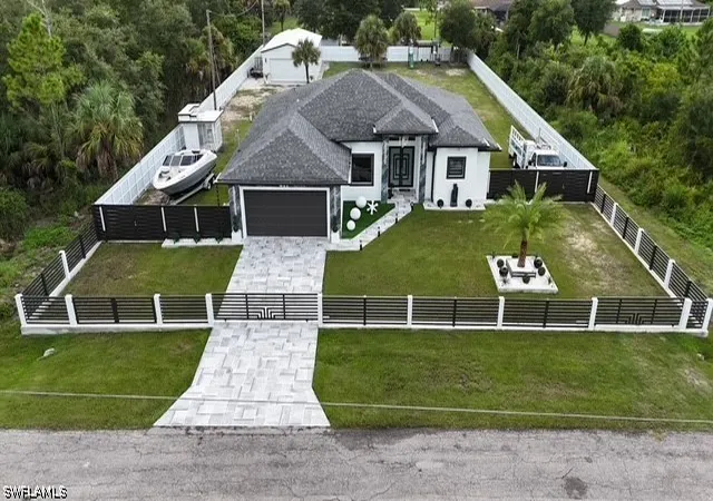 Photo 2 of Single family home for sale at 611 Lake Ave, Lehigh Acres, FL 33972 | MLS# 226032612 | Listing updated on 2026-09-10