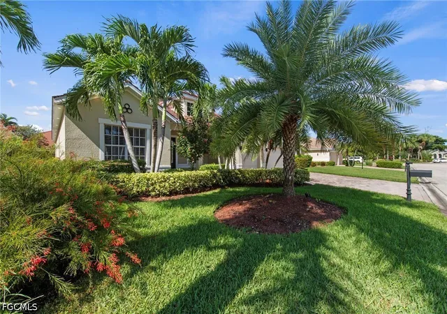 Photo 3 of Single family home for sale at 2628 Fairmont Cvs Ct, Cape Coral, FL 33991 | MLS# 2026038326 | Listing updated on 2026-09-13